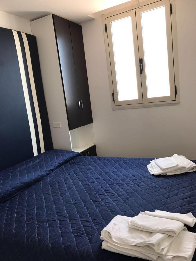 La Stanza Sul Porto Di Amalfi Camera Piccina Piccina Con Bagno Privato E Terrazzino Vista Mare Eksteriør billede