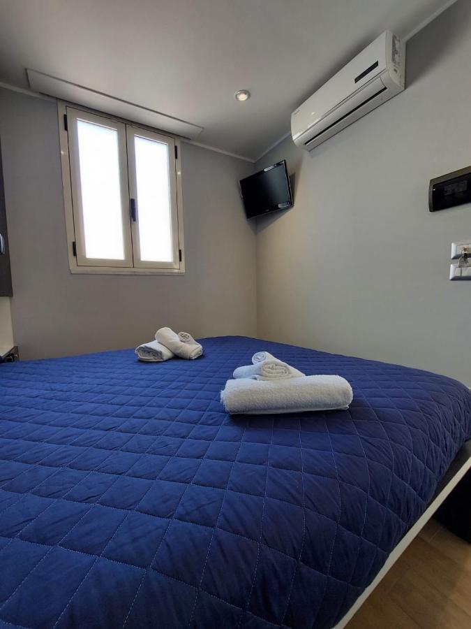 La Stanza Sul Porto Di Amalfi Camera Piccina Piccina Con Bagno Privato E Terrazzino Vista Mare Eksteriør billede