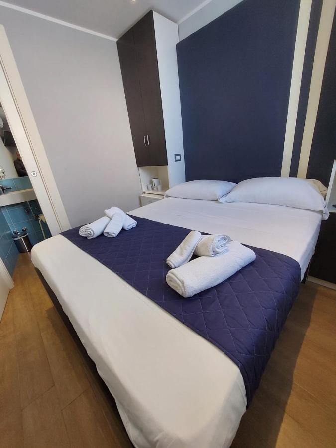 La Stanza Sul Porto Di Amalfi Camera Piccina Piccina Con Bagno Privato E Terrazzino Vista Mare Eksteriør billede